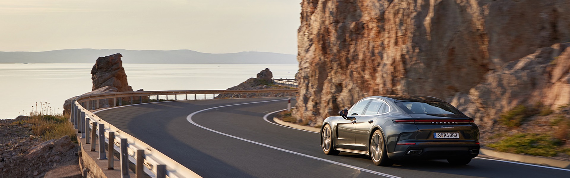 Stak klinkend geluid in deze betoverende Porsche Panamera, alleen bij CarSoundCenter Geldrop